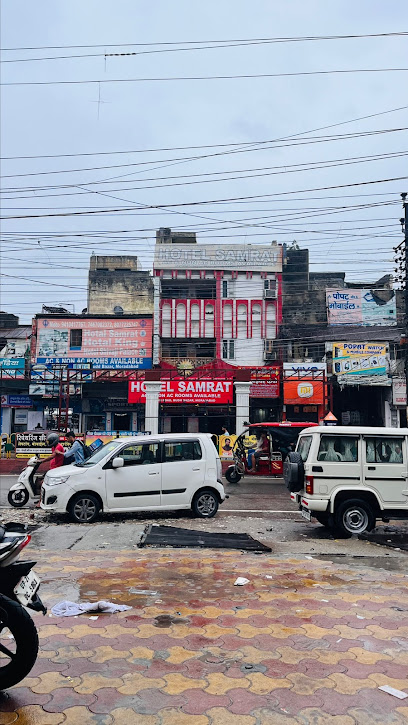 Hotel Samrat
