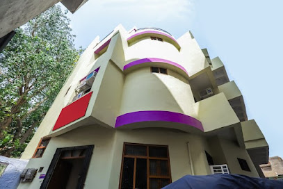 OYO Rishabh Guest house