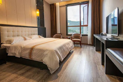 Longquan Hotel