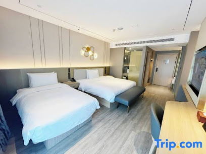 Orange Hotel