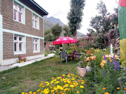 Wood Villa Homestay