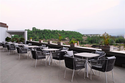 Comfort Inn Statue Of Unity
