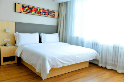 Hanting Hotel Yakeshi Xing An Street Shop