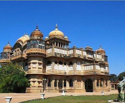 Mandvi hotal booking connect for any hotel booking low price