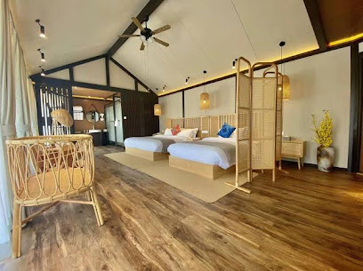 North Emperor Mountain Camping Resort Hotel