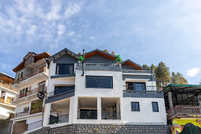 Alaya Stays by ELIVAAS Evara - Luxury Villa in Mussoorie | 4 BHK Villa with Scenic Views