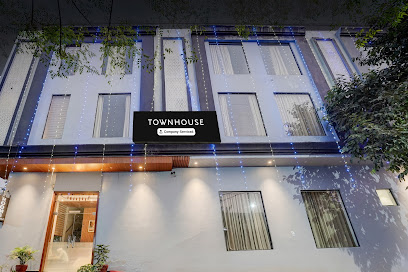Townhouse by OYO Red Cross Amritsar Formerly Amar Villa