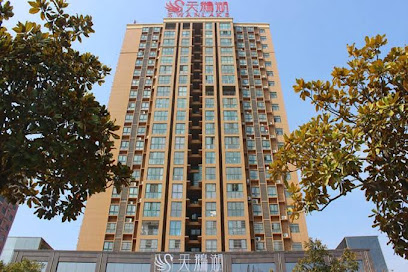Swan Lake Hotel