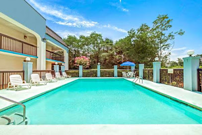 Baymont by Wyndham McDonough