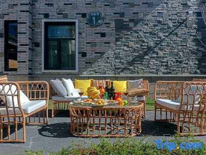 Tengchong Daina Huaxi Hot Spring Hotel