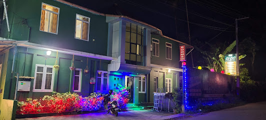 Ceepee's Holiday Inn