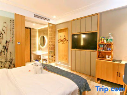 Moon moon hotel on the 17th floor of Fuyang