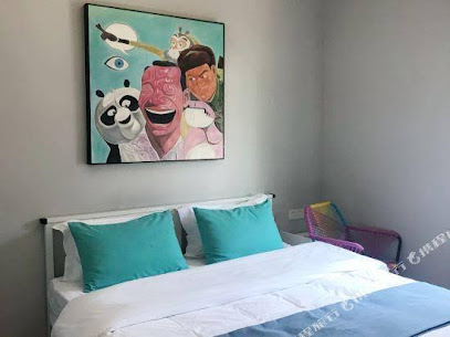 深圳官湖村唠叨图书馆民宿