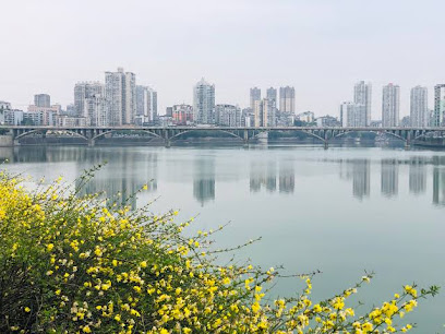 Holiday Inn Neijiang Riverside