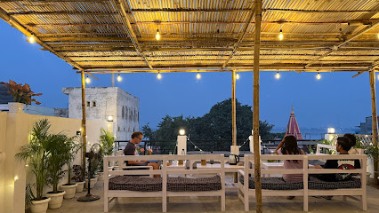 Sair Hostel - 100m from Assi Ghat