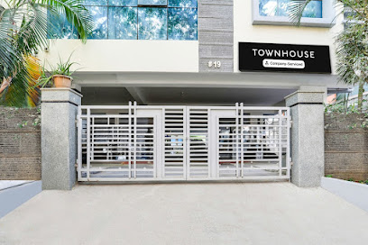 Super Townhouse by OYO VIP Hills Hitech City