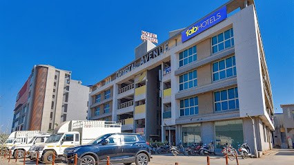 FabHotel Crystal