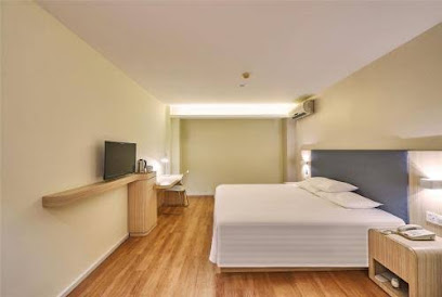 汉庭上海嘉定宝安公路酒店