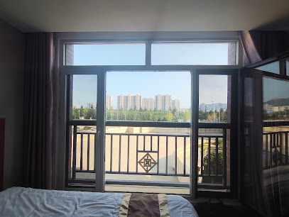 weihaishirong cheng shi shi dao chi hang business hotel