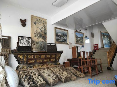 Chaji Zangbaozhai Inn