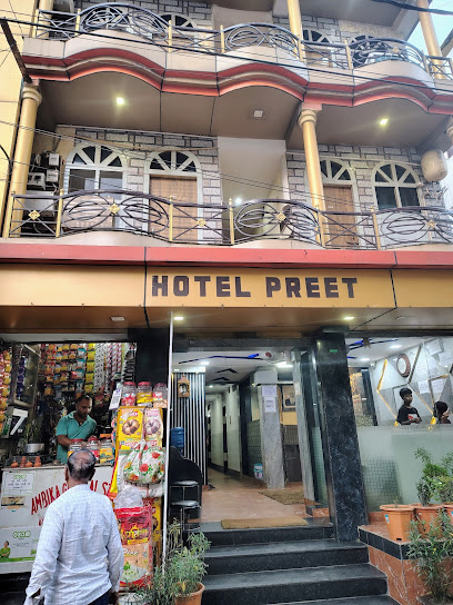 SPOT ON 61846 Preet Palace