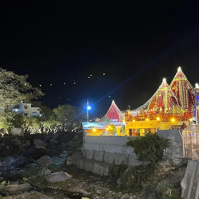 CHANDRA HOMESTAY KAINCHI DHAM