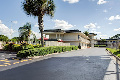 Motel 6 Lakeland, FL