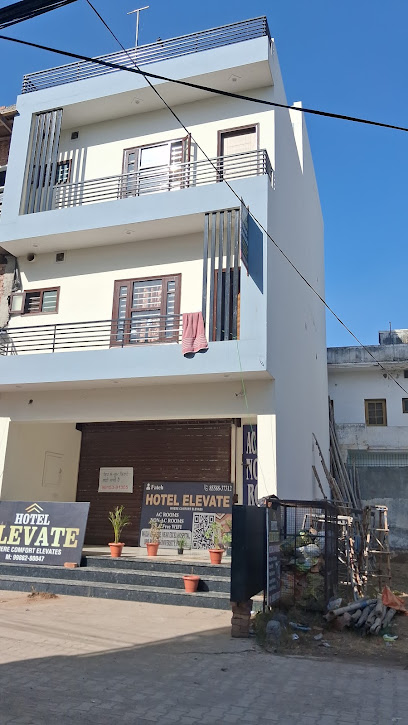 ELEVATE Hotel