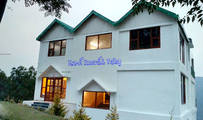 Hotel Emerald Valley