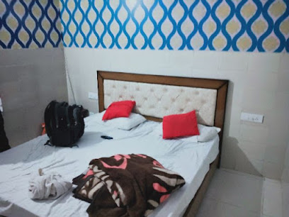 OYO 12934 Hotel Shivjot