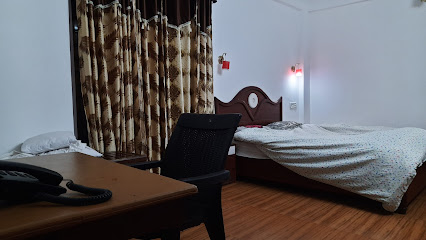 OYO 44542 Woods View Inn