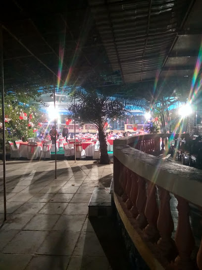 Emerald Isle Resort, Uttan