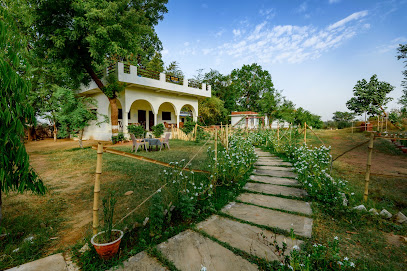 Aryan Camp - RiverView Farmstay, Panna Tiger Reserve