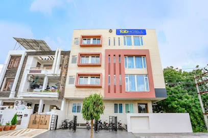Townhouse 664 Hotel Shiv Rachna