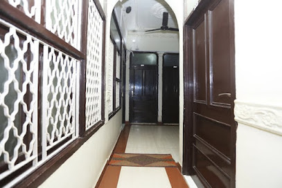 OYO 28283 Hotel Medico Residency