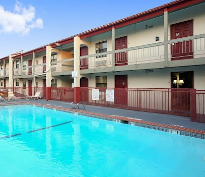 Red Roof Inn North Dallas - Park Central
