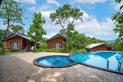 Vyna Hillock Resorts