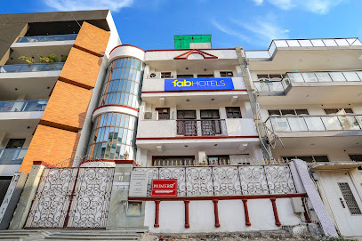 FabExpress Primero I - Hotel in DLF Phase I, Gurgaon
