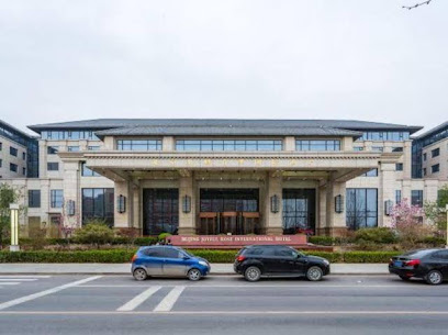 Joyful Rose International Hotel