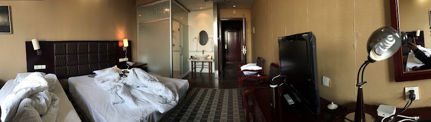 鸿腾三馆商务酒店