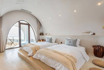 Rousseau homestay in Fuxian Lake