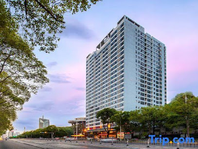 逸景华天大酒店