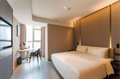 Atour Hotel