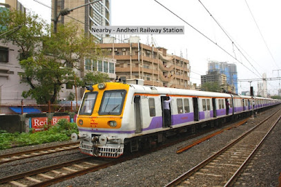 Hotel O Golden Nest Near Chhatrapati Shivaji International Airport