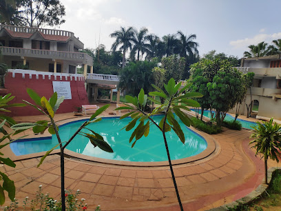 Capital O 64114 The GM Roost