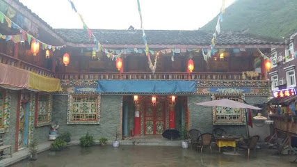 九寨沟阿克才让客栈