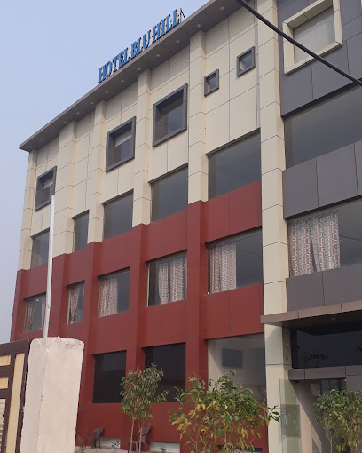 OYO 23276 Hotel Blu Hill
