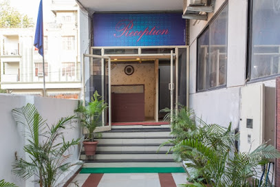 OYO 3205 Hotel New Luxury Royale
