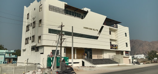 Hotel Brundavan Grand Innlodge, restaurant and bar