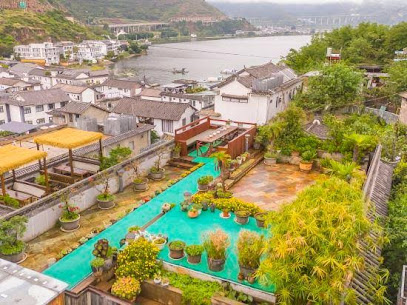 Unobstructed Beauty Inn